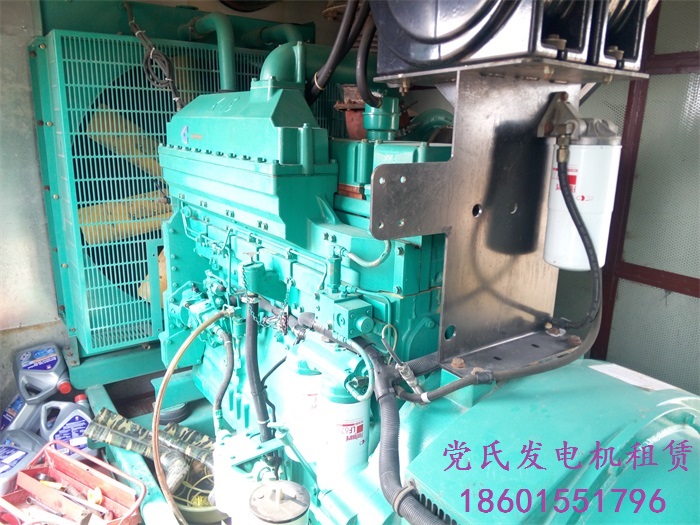 常州金壇發(fā)電機(jī)出租租賃進(jìn)口原裝康明斯500kw柴油發(fā)電機(jī)組租賃